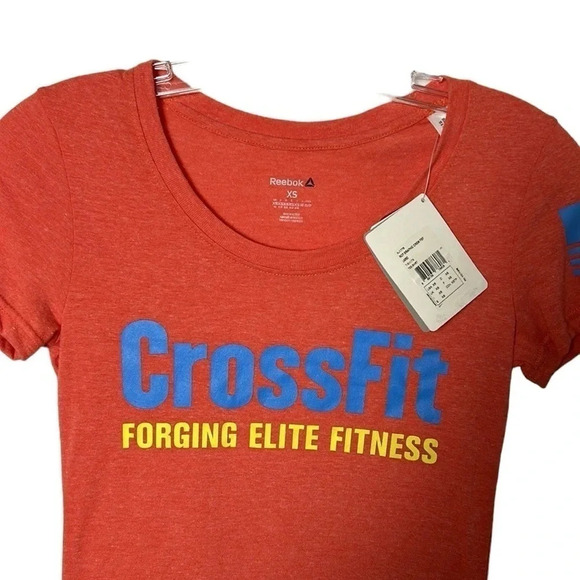REEBOK women XS,SM CrossFit graphic crew Fef red tee shirt AJ1776. - Picture 6 of 11